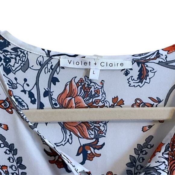 Violet + Claire Blouse SZ L White Floral Spring Ruffle Bell Sleeve - Picture 3 of 8